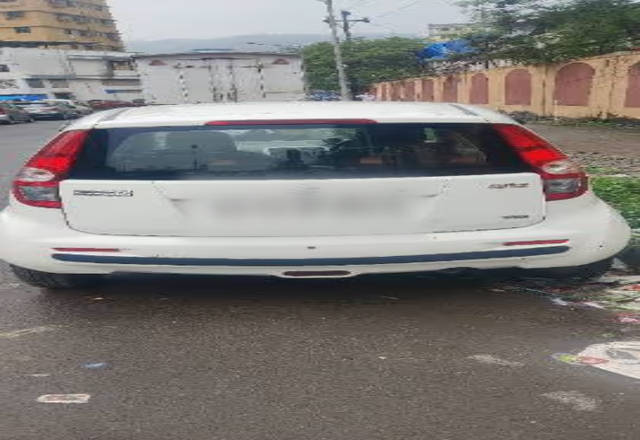 https://images10.gaadi.com/usedcar_image/4558877/original/c9e3ee46-23f4-414d-a365-a1f0323c24e6.?imwidth=6402