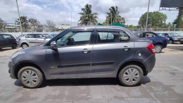 https://images10.gaadi.com/usedcar_image/4558885/original/processed_f16efb47b0b73d24b6aa4f2a63c842bf.jpg?imwidth=6402