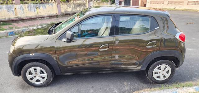 https://images10.gaadi.com/usedcar_image/4558892/original/processed_80acecda612bc59c5003a4c2907c1835.jpg?imwidth=6402