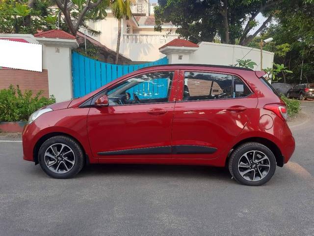 https://images10.gaadi.com/usedcar_image/4558905/original/processed_6d6d6201e53b84e895e2fdf1f21afe37.jpg?imwidth=6402