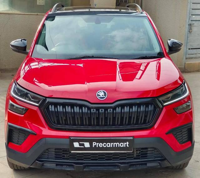 https://images10.gaadi.com/usedcar_image/4558915/original/processed_e9a8c5946947a9733684cba27f8ecbbe.jpeg?imwidth=6400