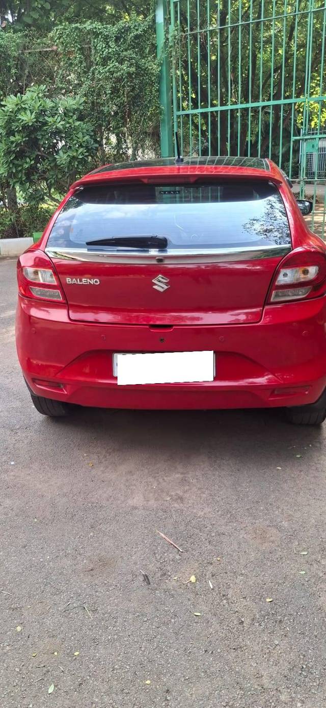 https://images10.gaadi.com/usedcar_image/4558918/original/processed_9b5ff4c1e5dfdfb5733f5965ead33cac.jpg?imwidth=6401