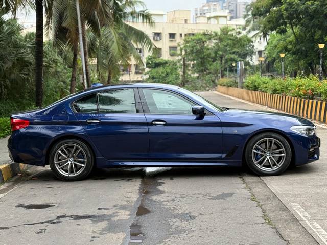 https://images10.gaadi.com/usedcar_image/4558926/original/7ad8f329da9c93a44b63ceba3efa8aeb.jpeg?imwidth=6401