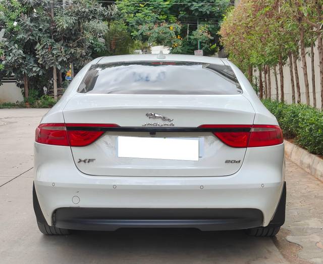https://images10.gaadi.com/usedcar_image/4558936/original/processed_22d6c25ae5f57a21034f19ffaa0f1c7b.jpg?imwidth=6402