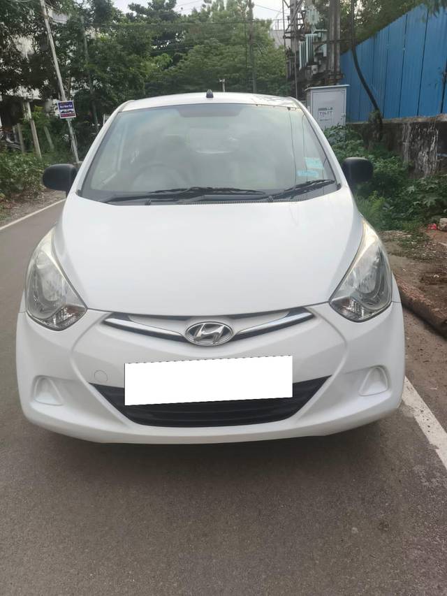 https://images10.gaadi.com/usedcar_image/4558944/original/processed_b3e9b3d7516377d5797b16913c10bf5b.jpg?imwidth=6400