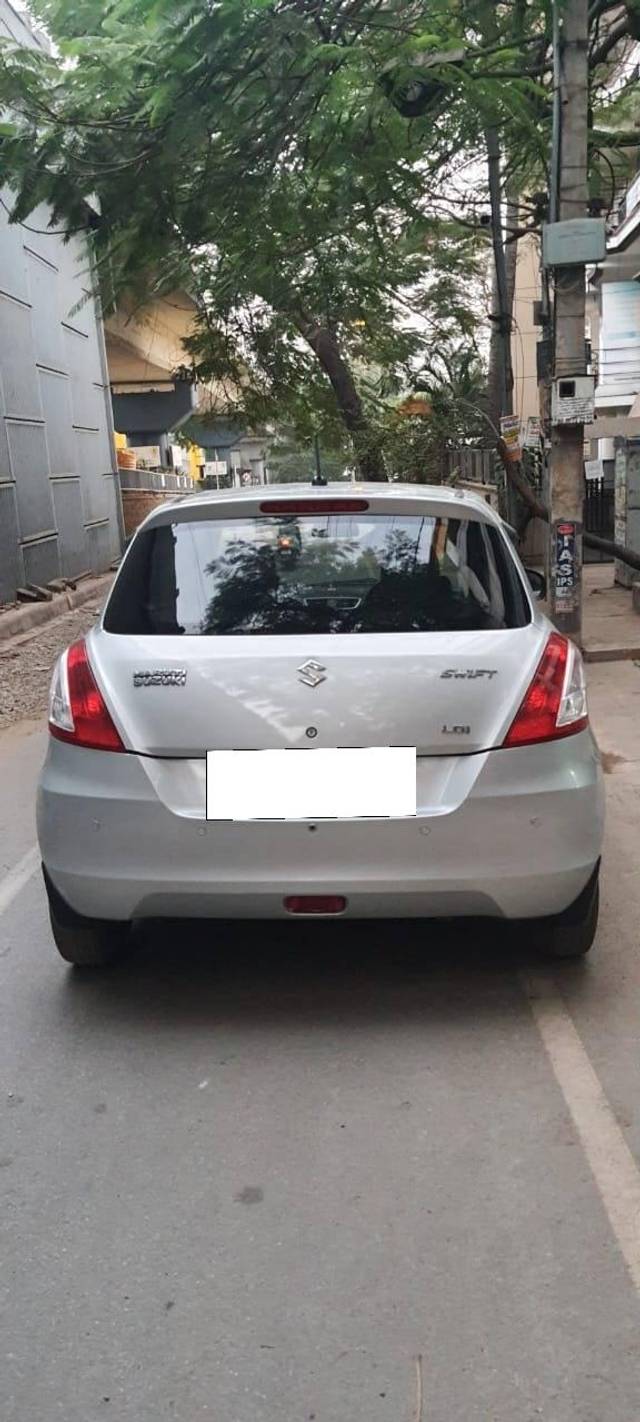 https://images10.gaadi.com/usedcar_image/4558945/original/processed_2a6a467909258c0a393523ffec6d1ee6.jpg?imwidth=6402