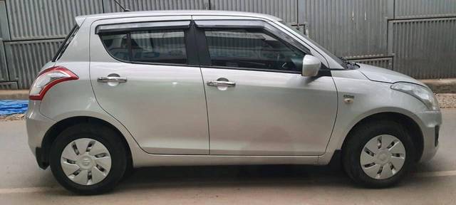 https://images10.gaadi.com/usedcar_image/4558945/original/processed_63ab3c4afc5383681261cbae01c7086a.jpg?imwidth=6401