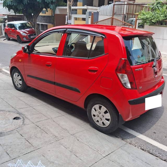 https://images10.gaadi.com/usedcar_image/4558952/original/processed_f1062da68c813bddcc711e1b8a4712f2.jpg?imwidth=6402