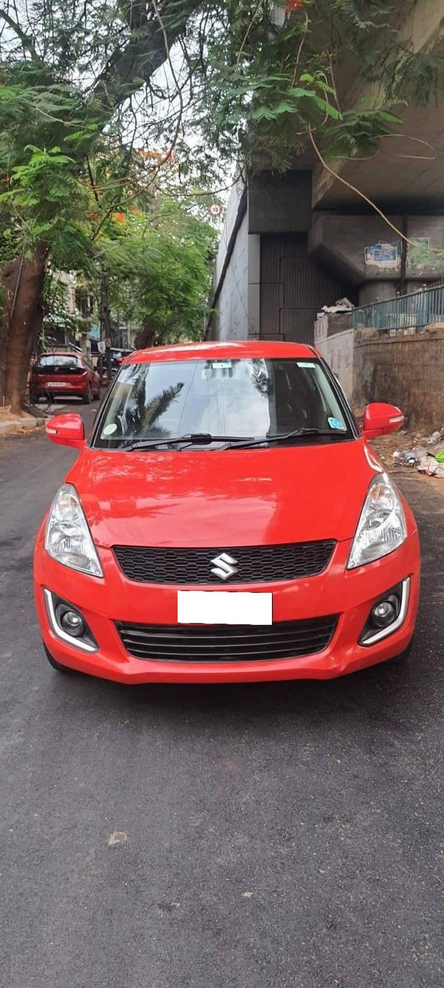 https://images10.gaadi.com/usedcar_image/4558957/original/processed_a8c1b61217980e196f9535cbcbb52913.jpg?imwidth=6400