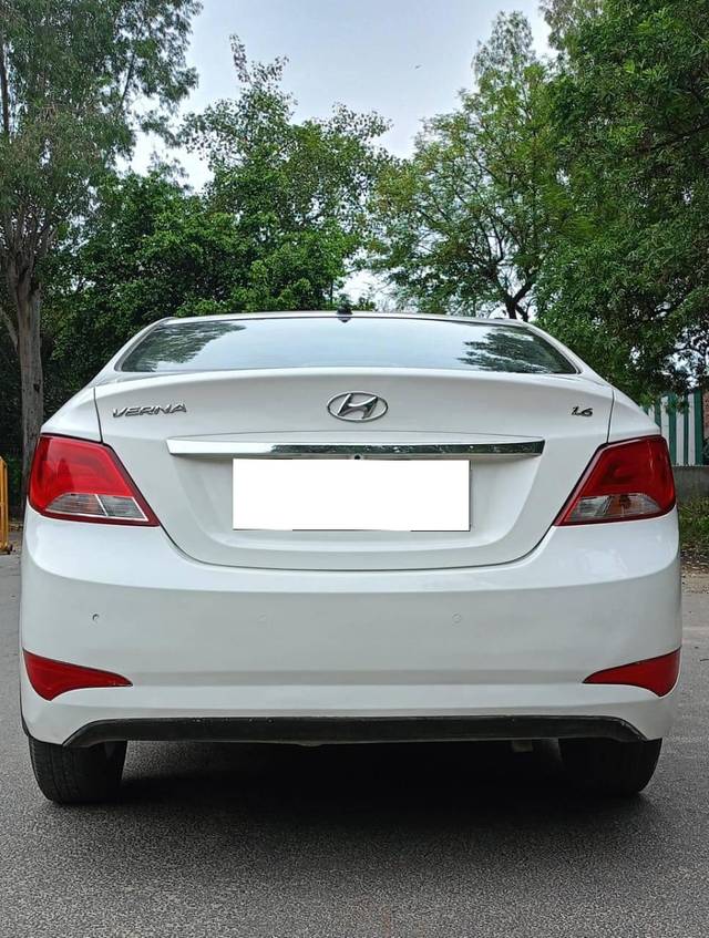 https://images10.gaadi.com/usedcar_image/4559015/original/processed_34003a480612248a1fbfab398b84634a.jpg?imwidth=6402