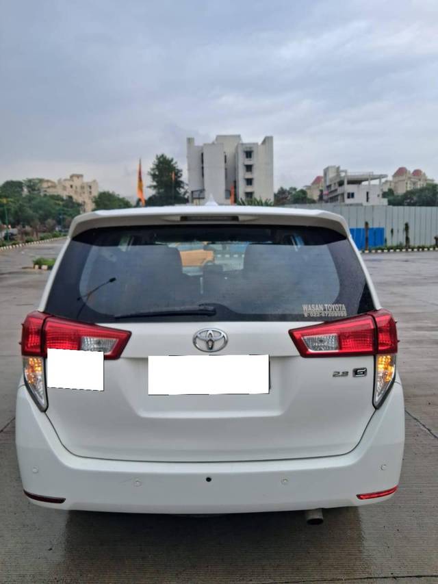 https://images10.gaadi.com/usedcar_image/4559024/original/processed_7452eab87d6a721d29a95ae5c00c8f91.jpg?imwidth=6402