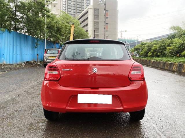 https://images10.gaadi.com/usedcar_image/4559028/original/processed_de3c1d2a961e85b52a5b2ba4f877c4ee.jpg?imwidth=6401