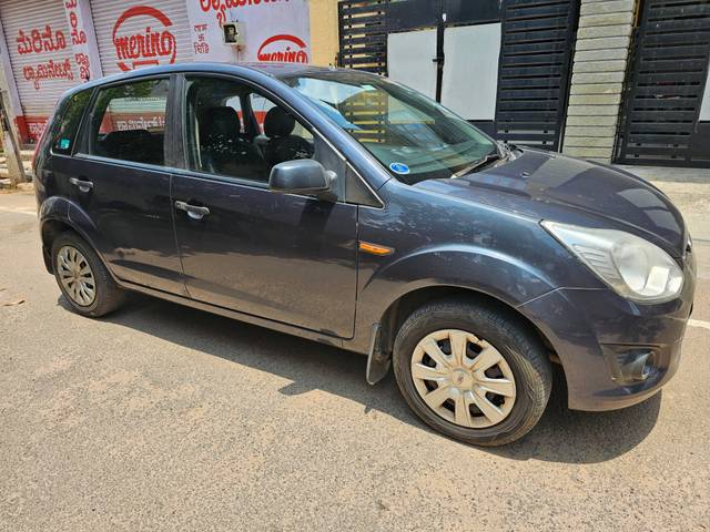 https://images10.gaadi.com/usedcar_image/4559029/original/processed_d64e515ac2e2a383596412481512cfe6.jpg?imwidth=6400