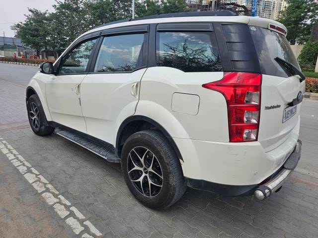 https://images10.gaadi.com/usedcar_image/4559034/original/processed_56f7a0dfe87b208a7f2fab0d6bdf5975.jpg?imwidth=6402