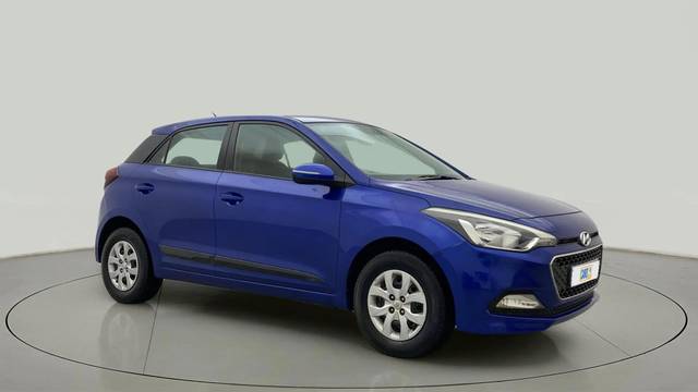 https://images10.gaadi.com/usedcar_image/4559051/original/911978addc8483773485eaf58be9fca9.jpg?imwidth=6400