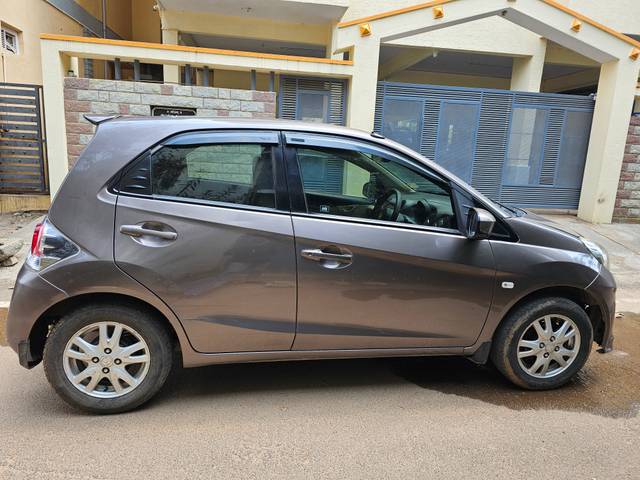 https://images10.gaadi.com/usedcar_image/4559057/original/87329c8753be2bd7005ad1e5ddc27508.jpg?imwidth=6401