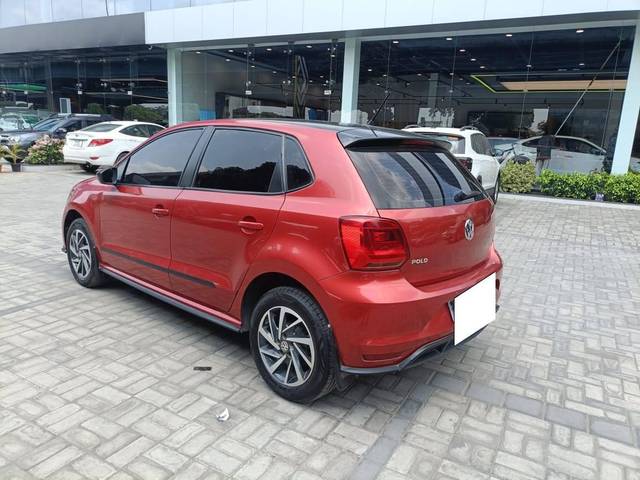 https://images10.gaadi.com/usedcar_image/4559077/original/processed_488a168cfd33b350db08f83116a5a3b8.jpeg?imwidth=6402