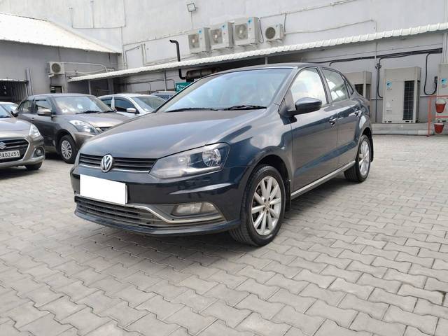 https://images10.gaadi.com/usedcar_image/4559091/original/processed_d4cdbd50602ebb73888ab940bb5e722b.jpeg?imwidth=6400