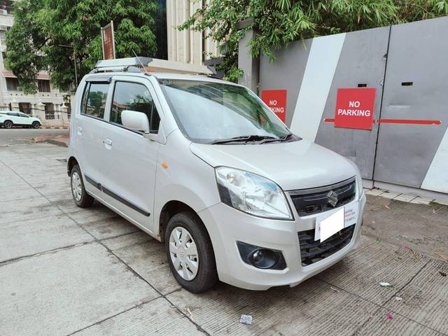 https://images10.gaadi.com/usedcar_image/4559096/original/processed_88c9051af8f4d57d57547652eb6d6924.jpg?imwidth=6400