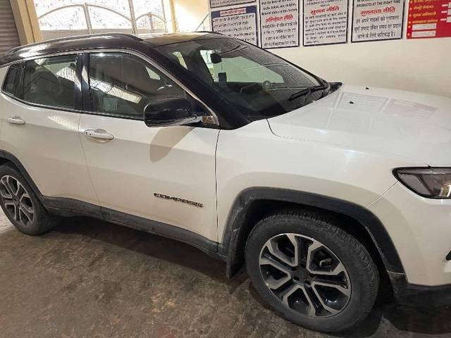 https://images10.gaadi.com/usedcar_image/4559121/original/processed_61c29832-810a-44b3-bacd-e946cc54e112.jpeg?imwidth=6400