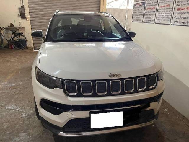 https://images10.gaadi.com/usedcar_image/4559121/original/processed_74573eb6-0584-4a81-89fe-927b5c67c30f.jpeg?imwidth=6401