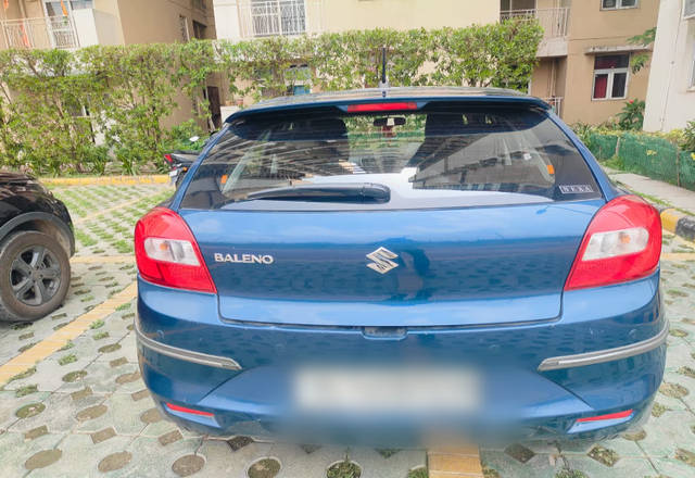 https://images10.gaadi.com/usedcar_image/4559127/original/19332124-7522-43a7-9fa0-64654e68d15f.?imwidth=6401