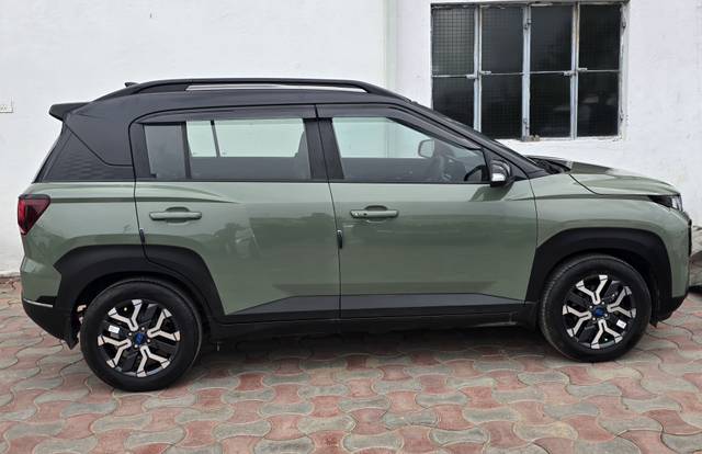 https://images10.gaadi.com/usedcar_image/4559150/original/353e20f1-915d-4f2d-a247-434676458b0d.jpg?imwidth=6400