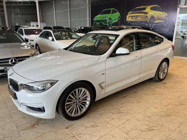 https://images10.gaadi.com/usedcar_image/4559201/original/processed_062bdbe7751cb4e2b292955d16addf96.jpg?imwidth=6400
