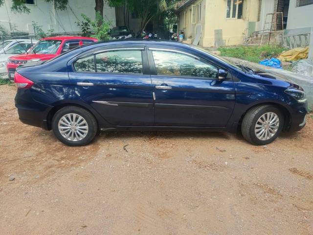 https://images10.gaadi.com/usedcar_image/4559232/original/processed_1c784c412c92bd6072fae7757beb7798.jpg?imwidth=6401