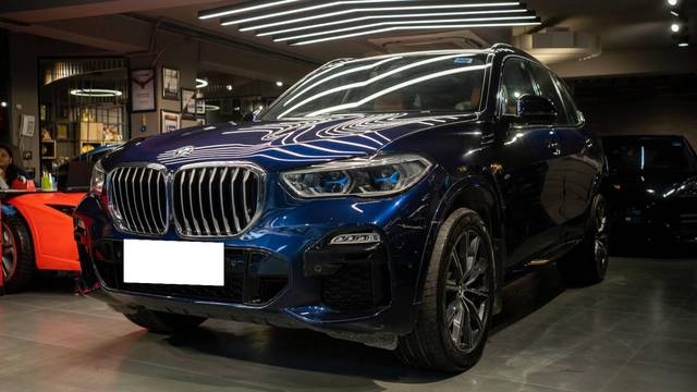 https://images10.gaadi.com/usedcar_image/4559236/original/processed_044f89fdd4d78753b3bed3eec20a57f0.jpg?imwidth=6402