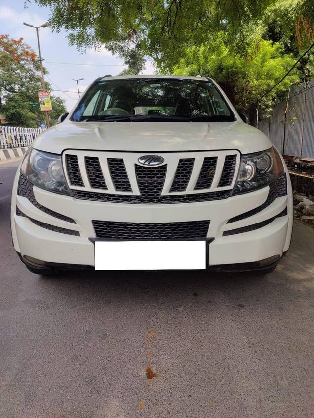 https://images10.gaadi.com/usedcar_image/4559292/original/processed_1dcbdc05e9059d7922970b2fc3632a7d.jpg?imwidth=6402