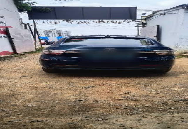 https://images10.gaadi.com/usedcar_image/4559299/original/7c21e5dd-e498-4247-9676-2f99a1d92da5.?imwidth=6402