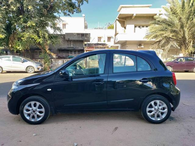 https://images10.gaadi.com/usedcar_image/4559313/original/processed_21e72ad3fe93daf7bff13487cb1bc89b.jpg?imwidth=6402