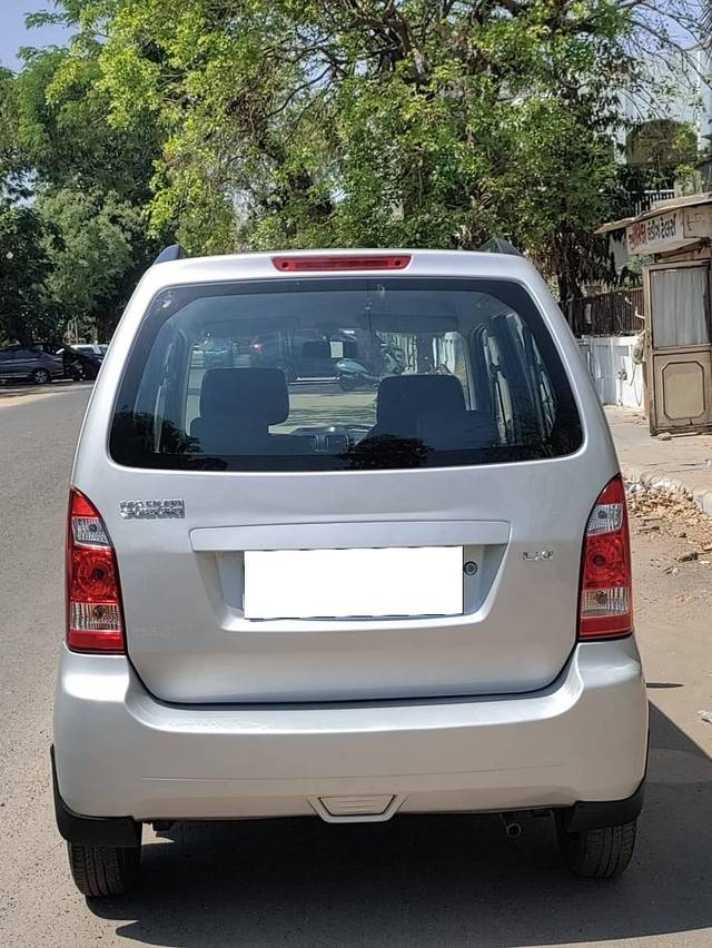 https://images10.gaadi.com/usedcar_image/4559327/original/processed_1b6341fd03c06bc70fc82a686ddd5de3.jpg?imwidth=6401