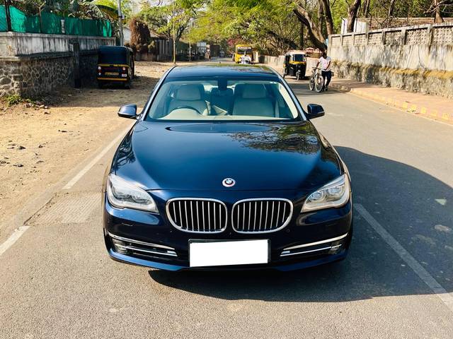https://images10.gaadi.com/usedcar_image/4559363/original/processed_bb3ddc1a-2ba0-42d5-8f4d-f193f1a06fa4.jpg?imwidth=6400