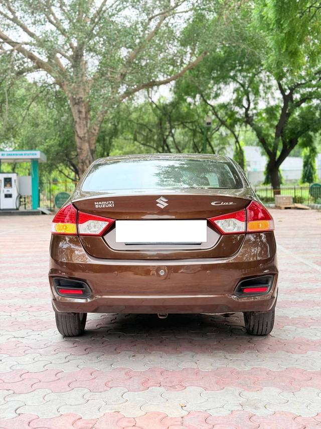 https://images10.gaadi.com/usedcar_image/4559379/original/processed_2e12f0c20d1583ac4af35f7c8679d996.jpg?imwidth=6401