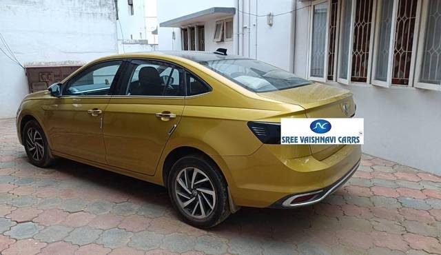 https://images10.gaadi.com/usedcar_image/4559381/original/processed_dd2aef0257802e775997ccf1545dfd56.jpeg?imwidth=6402