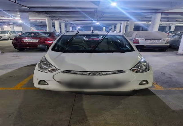 https://images10.gaadi.com/usedcar_image/4559385/original/458048fc-4214-4383-a782-582246fff3ee.?imwidth=6400