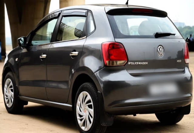 https://images10.gaadi.com/usedcar_image/4559387/original/b8c5545c-0e80-4d22-ada0-05295bc6f6f2.?imwidth=6402