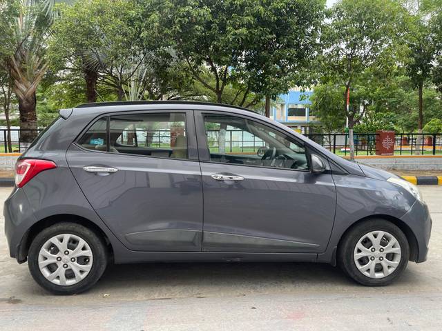 https://images10.gaadi.com/usedcar_image/4559390/original/c5c4350c00907eb3bf77eb4809606db8.jpg?imwidth=6401