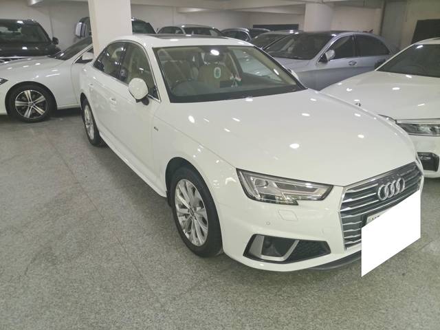https://images10.gaadi.com/usedcar_image/4559396/original/processed_8f9deec8a6252c1d8493edbe2a50d834.jpg?imwidth=6400