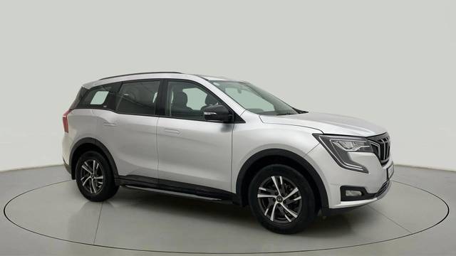 https://images10.gaadi.com/usedcar_image/4559454/original/1060995f7fe7edc7e25c52ab5ab4dfd1.jpg?imwidth=6400
