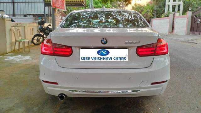 https://images10.gaadi.com/usedcar_image/4559455/original/processed_4624028642c1b8843457de8c0faa3458.jpeg?imwidth=6402