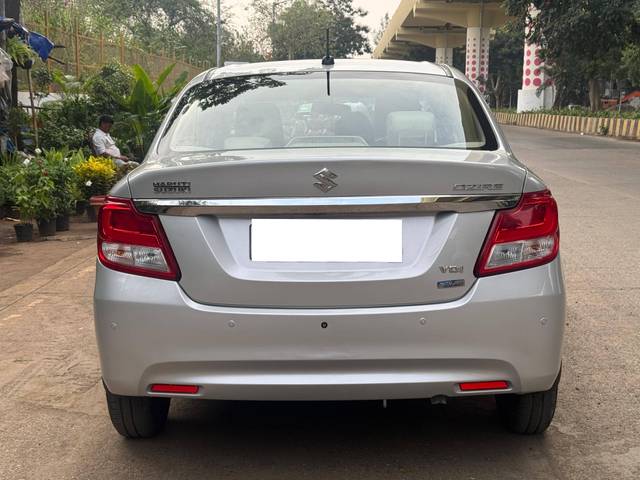 https://images10.gaadi.com/usedcar_image/4559458/original/processed_576ac2b2abbed7d0dc9f76eeb415fe96.jpg?imwidth=6401