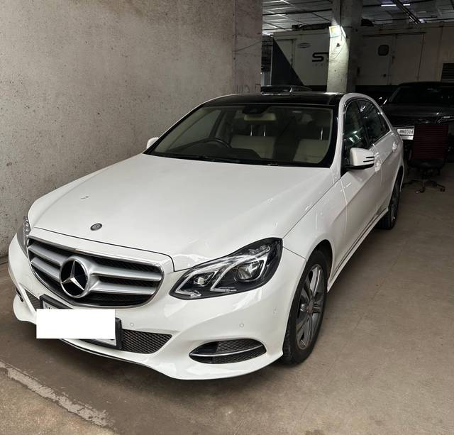 https://images10.gaadi.com/usedcar_image/4559460/original/processed_a21ca497-125d-4acb-8ed7-1bb9cd410454.jpg?imwidth=6402