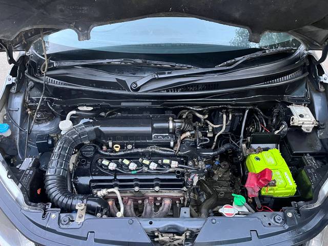 https://images10.gaadi.com/usedcar_image/4559468/original/39379459aa5e9b79d3ff5a360f27888f.jpg?imwidth=6402