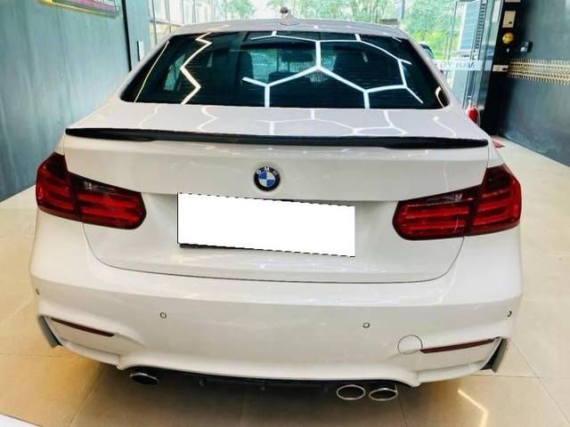 https://images10.gaadi.com/usedcar_image/4559473/original/processed_c24cca920892fe9090f0caf5b2de08e7.jpg?imwidth=6402