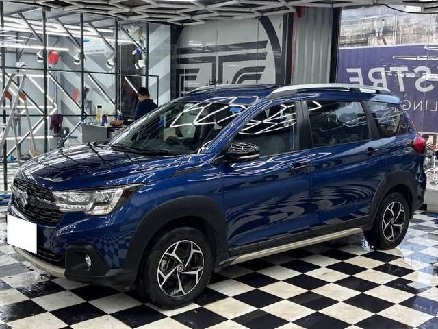 https://images10.gaadi.com/usedcar_image/4559477/original/processed_23b218b1-289c-4fd6-b492-9dfb6326a828.jpg?imwidth=6400