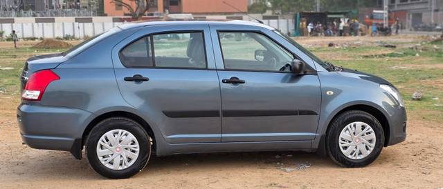 https://images10.gaadi.com/usedcar_image/4559483/original/processed_b3b0dc568d4417d731056f53d3eb8ecd.jpg?imwidth=6401