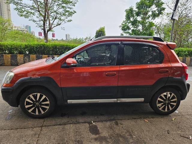 https://images10.gaadi.com/usedcar_image/4559493/original/processed_8c1a3c0948aa860e2ec5f9895c5ecb0b.jpg?imwidth=6401